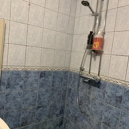 Apartment Yksioe Juna-aseman Vieressae